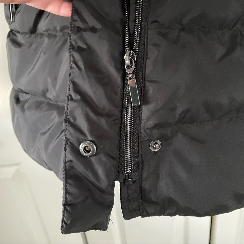 Women's Classic Down Coat with Faux-Fur Hood, size L NWT - Picture 8 of 14